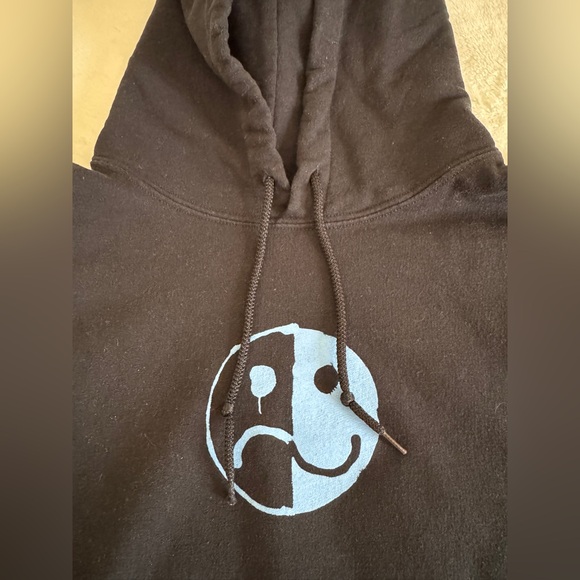 Fall Out Boy Hoodie - Picture 4 of 6